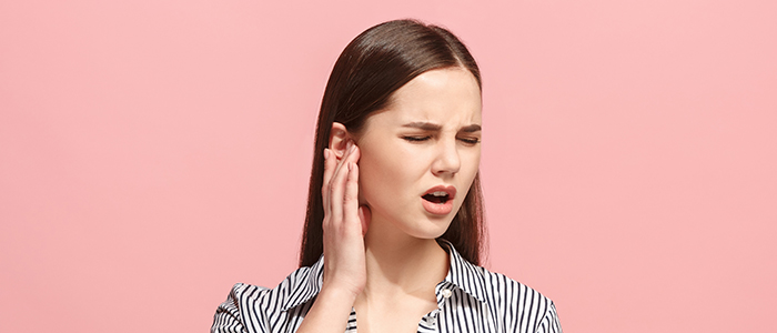 Ear pain: Overview and causes of earaches